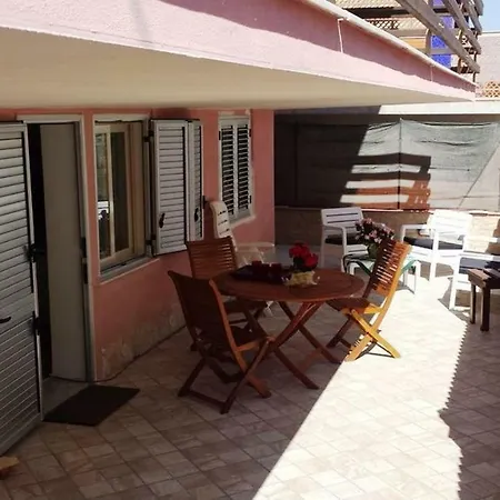 度假居 La Casa Di Lory 马尔扎梅米
